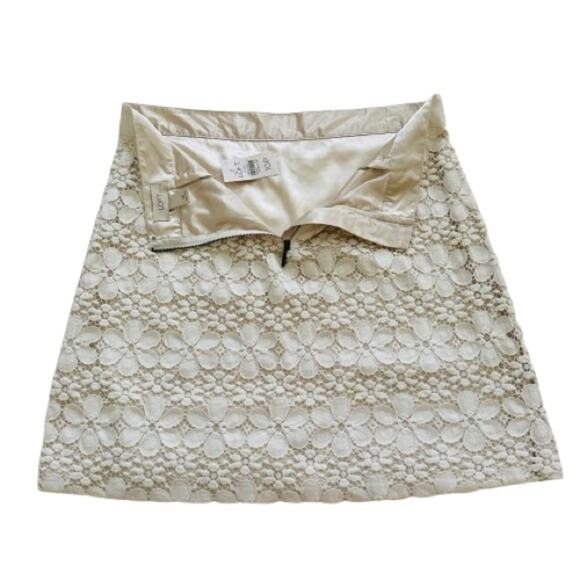 Loft Mini Skirt Cream Floral Lace Crochet Exposed Zipper Lined Petite 10P NEW - Picture 7 of 12
